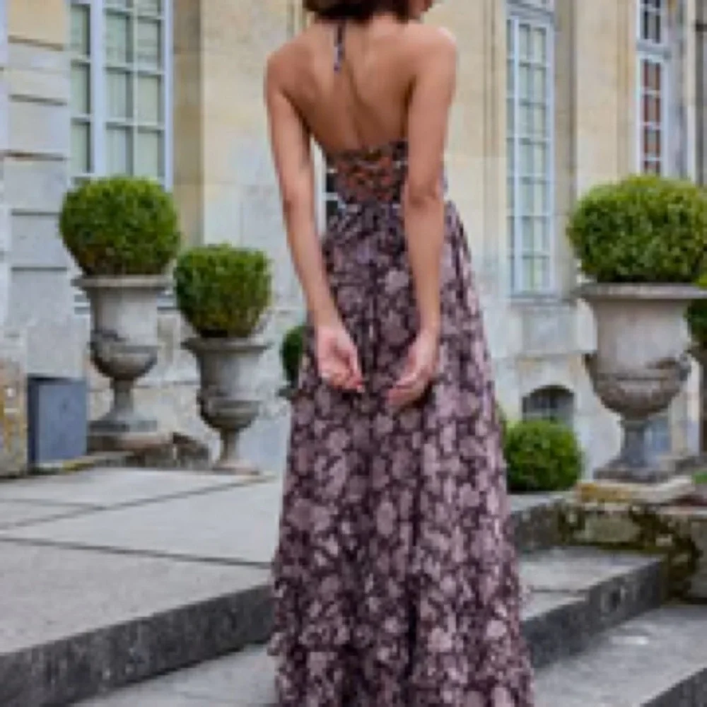 V. Chapman The Scarlette Dress in Chocolate Peony Print - Picture 3 of 4